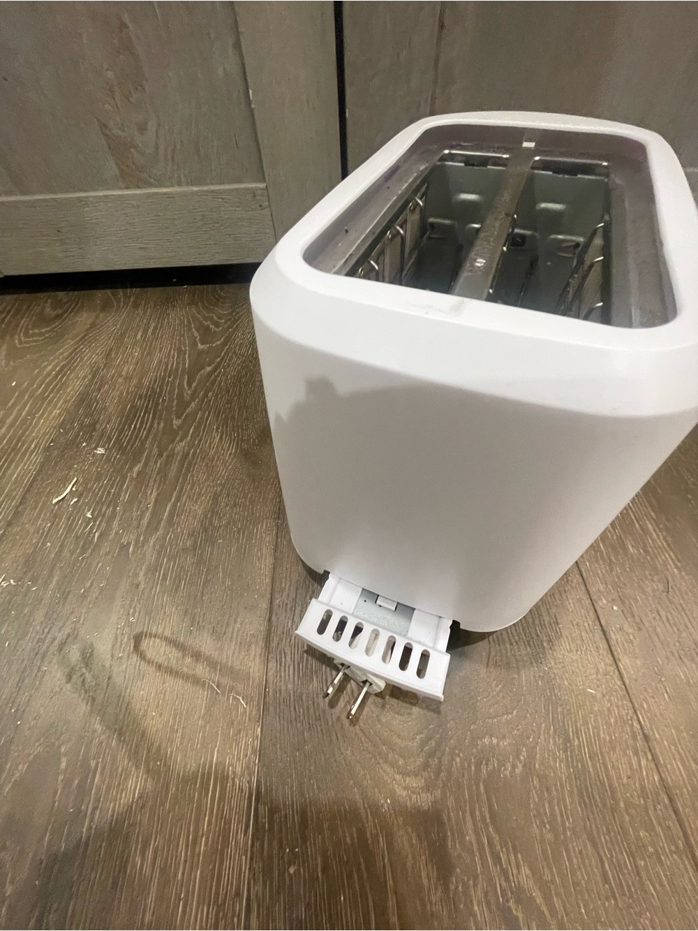 White 2-Slice Toaster with Adjustable Browning Control - - Picture 4 of 5